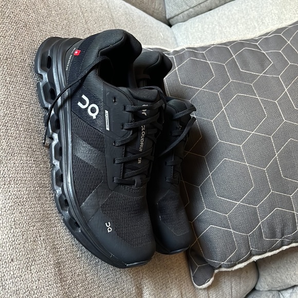 Cloudrunner Waterproof - Picture 9 of 14